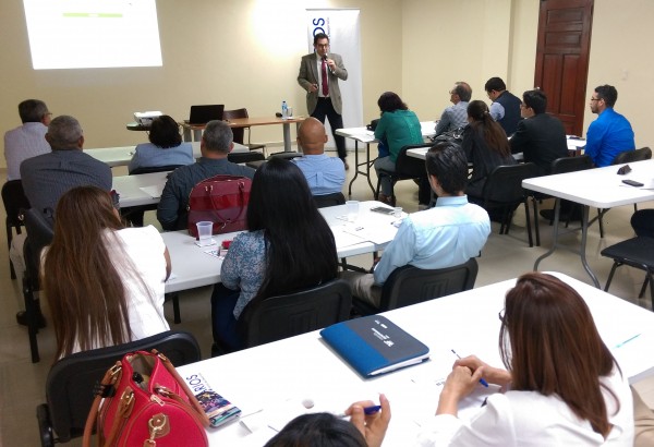 Curso "Fundamentos del Modelo GRC: Cómo optimizar su sistema de Gobierno, Gestión de Riesgo y Cumplimiento"